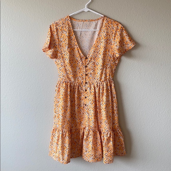 Dresses & Skirts - Dress